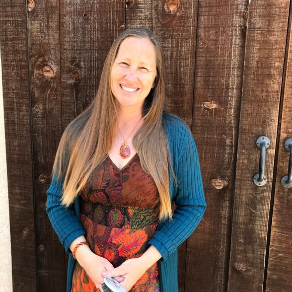 Meet your Posher, Susie - Picture 3 of 7